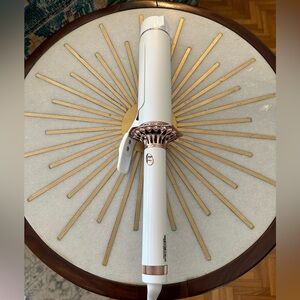 T3 bodywaver professional 1.75” curling iron